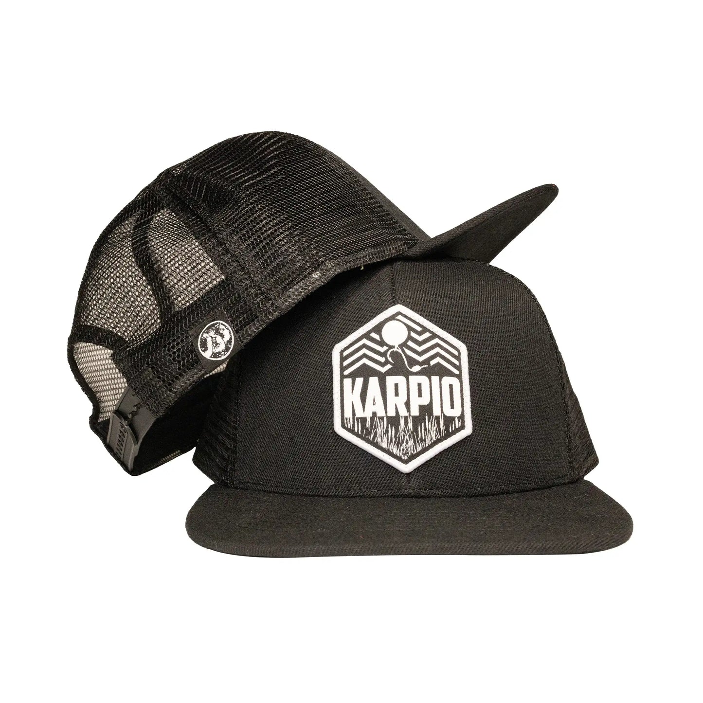 trucker flat cap schwarz mit aufnäher